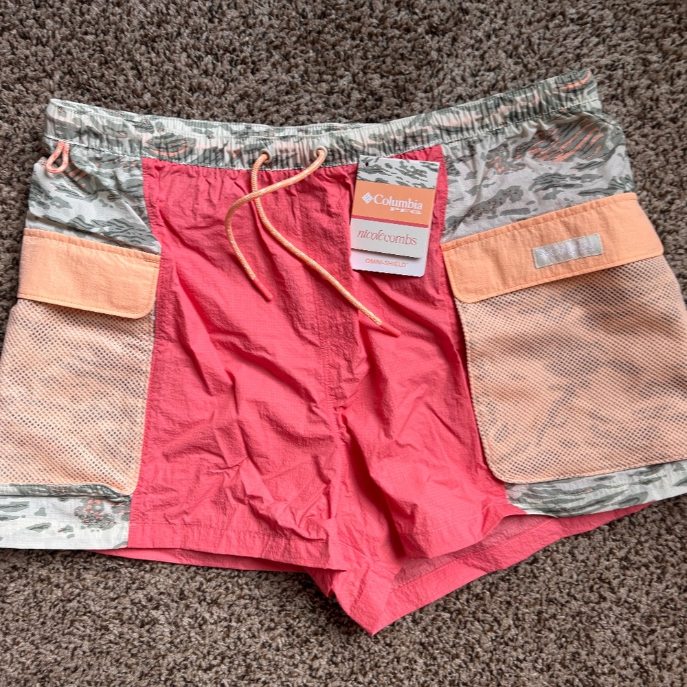NWT Columbia PFG x Nicole Combs Lightweight Shorts, Large